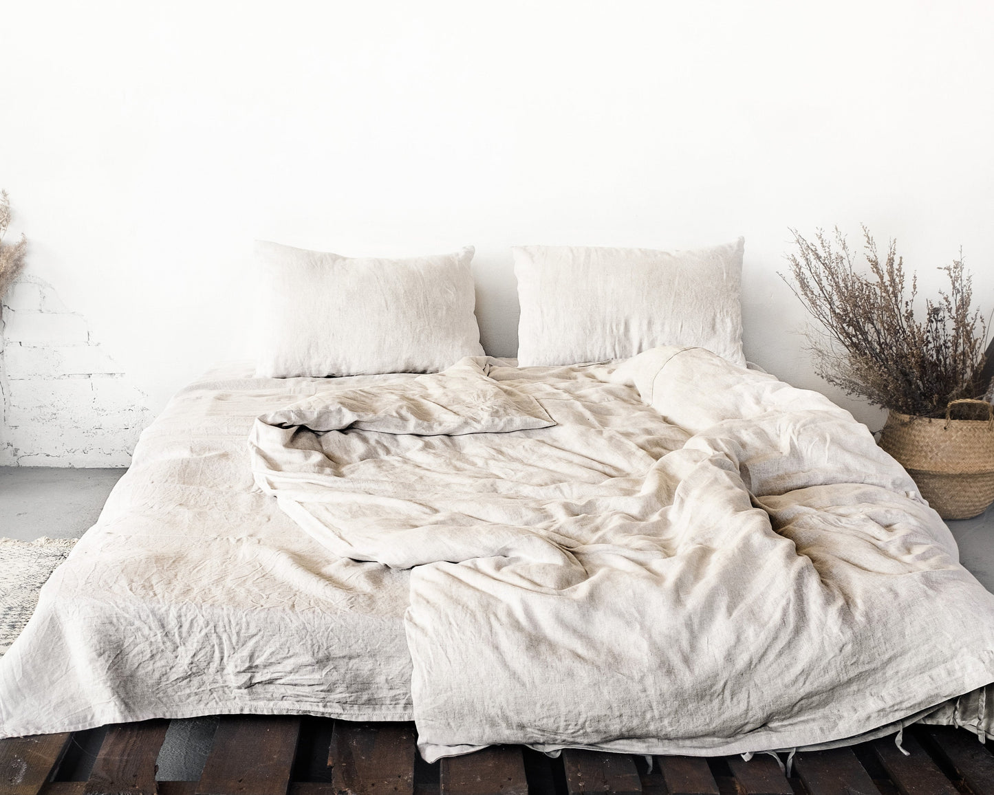 Natural Light Linen Bedding Set With Ties