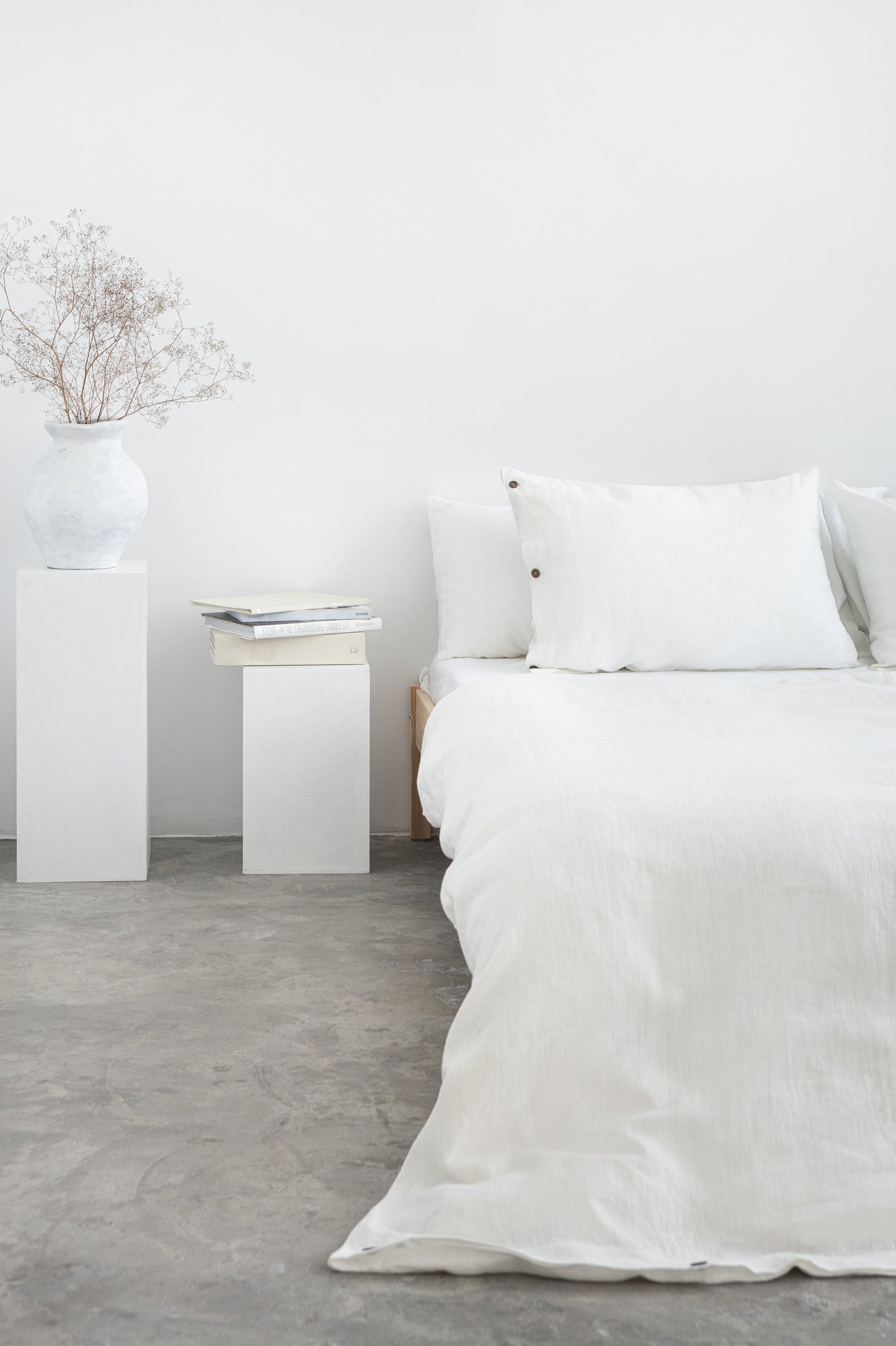 White Linen Pillowcase With Coconut Buttons